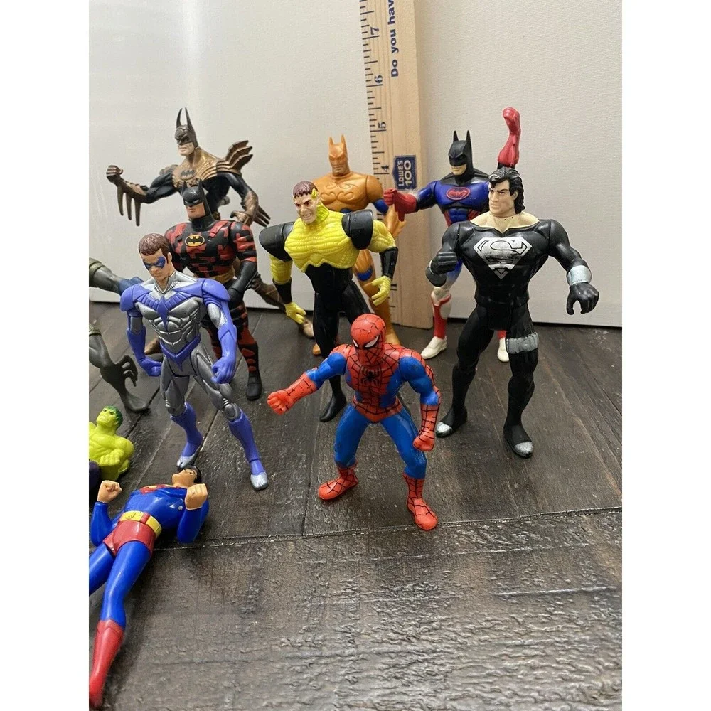 Huge 1990's Kenner DC Lot of 12 action figures Movie/ Comic/Animated  Two Marvel - Picture 11 of 12